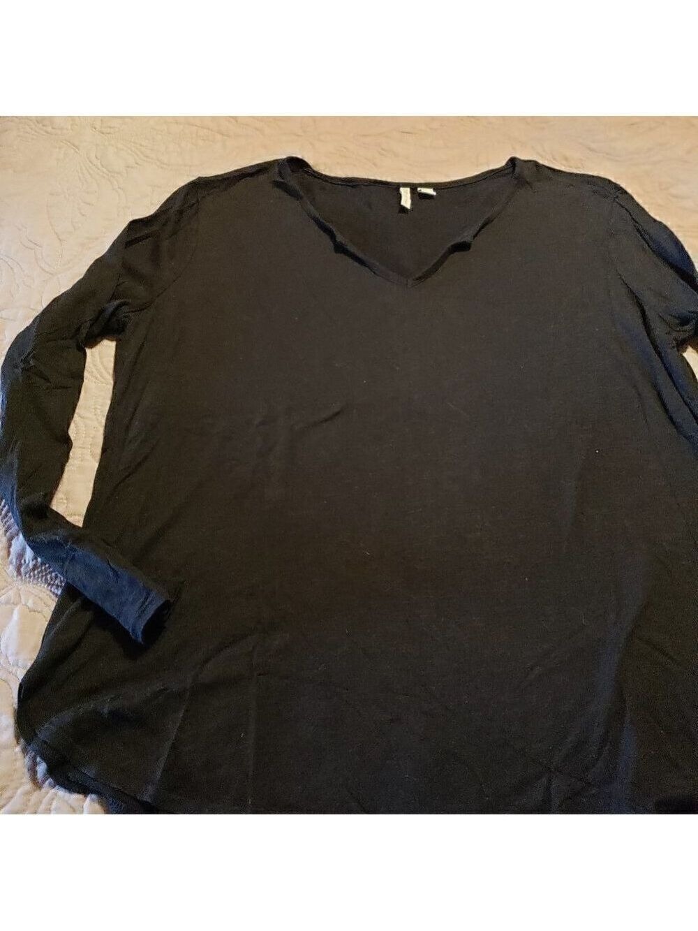Cato Long Sleeve Scoop, V-neck notch top -Size XL- Black - Layering Tee